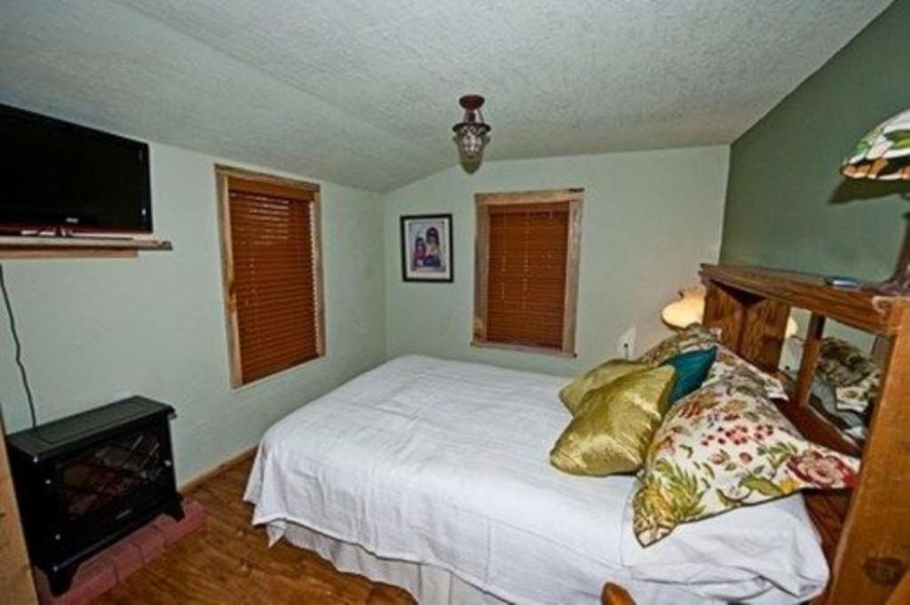 Bed & Breakfast Trail Coolidge